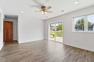 233 Greenway Cir, Deerfield, WI 53531 - Photo 16