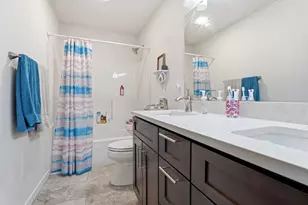 233 Greenway Cir, Deerfield, WI 53531 - Photo 20