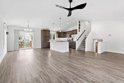 233 Greenway Circle, Deerfield, WI 53531 - Photo 4