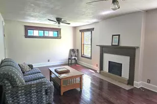 2467 S Riverside Dr, Beloit, WI 53511 - Photo 8