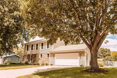 1115 E Iowa Street, Prairie Du Chien, WI 53821 - Photo 2