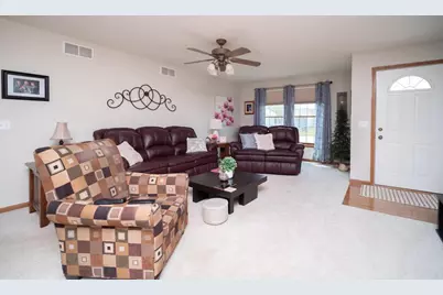 2724 Kelso Drive, Janesville, WI 53546 - Photo 2