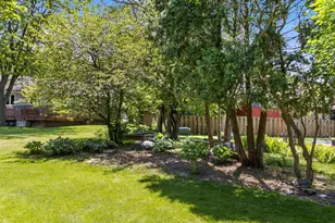 1036 Villa Cir, Sun Prairie, WI 53590 - Photo 8