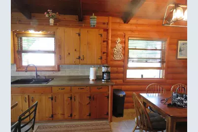W10243 Del Bern Acres, Fox Lake, WI 53933 - Photo 8