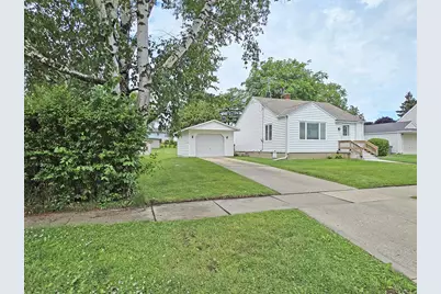1404 Center Street, Watertown, WI 53098 - Photo 2