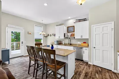932 E Lauderdale Court, Edgerton, WI 53534 - Photo 10