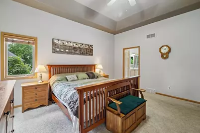 610 Pleasant Valley Parkway, Waunakee, WI 53597 - Photo 22