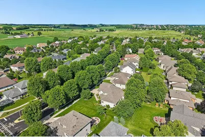610 Pleasant Valley Parkway, Waunakee, WI 53597 - Photo 52