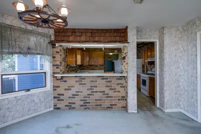1315 W Court Street, Janesville, WI 53548 - Photo 8
