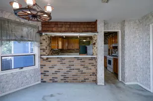 1315 W Court St, Janesville, WI 53548 - Photo 8