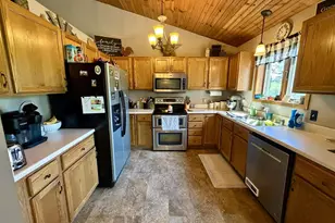 506 S Varnum St, South Wayne, WI 53587 - Photo 18
