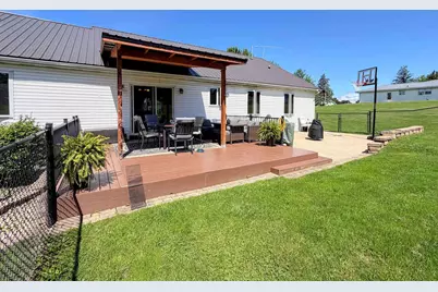 506 S Varnum Street, South Wayne, WI 53587 - Photo 6