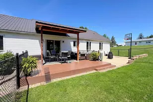 506 S Varnum St, South Wayne, WI 53587 - Photo 6
