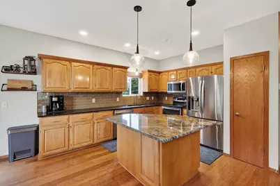 236 Westend Circle, Sun Prairie, WI 53590 - Photo 6