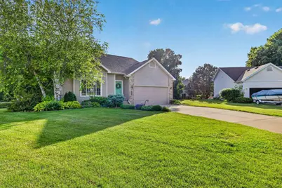 236 Westend Circle, Sun Prairie, WI 53590 - Photo 2