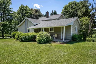 3402 Rutland Dunn Town Line Road, Stoughton, WI 53589 - Photo 2