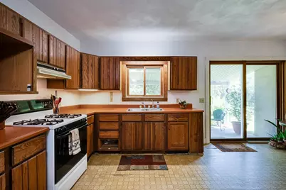 3402 Rutland Dunn Town Line Road, Stoughton, WI 53589 - Photo 10