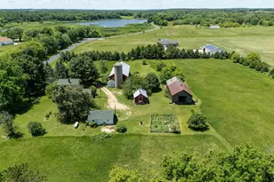 3402 Rutland Dunn Town Line Rd, Stoughton, WI 53589 - Photo 84