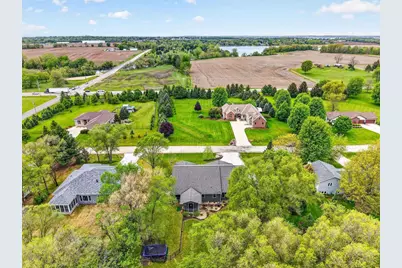 1789 Lunde Circle, Stoughton, WI 53589 - Photo 4