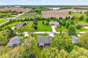 1789 Lunde Cir, Stoughton, WI 53589 - Photo 4