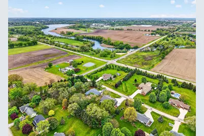 1789 Lunde Circle, Stoughton, WI 53589 - Photo 8