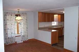 812 E Jefferson St, Waupun, WI 53963 - Photo 6