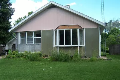 812 E Jefferson Street, Waupun, WI 53963 - Photo 1