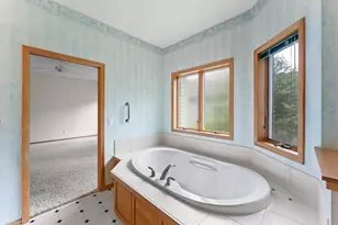 809 Hanksfield Pl, Prairie Du Sac, WI 53578 - Photo 32