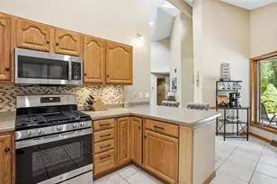 E9340 E Bay Ln, Wisconsin Dells, WI 53965 - Photo 20