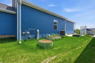 106 Lupine Ave, Poynette, WI 53955 - Photo 32