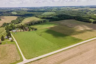 25732 Hammer Ln, Cuba City, WI 53807 - Photo 2