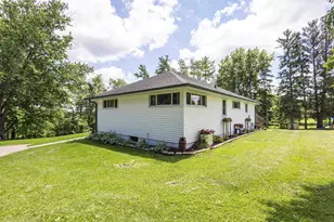 25732 Hammer Ln, Cuba City, WI 53807 - Photo 28