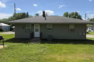 404 N Brooklyn Ave, Elroy, WI 53929 - Photo 26
