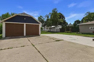 450 Second St, Randolph, WI 53956 - Photo 4