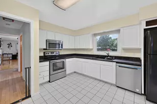 2206 Aspen Rd, Madison, WI 53711 - Photo 14