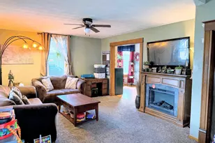 211 S Prairie St, Prairie Du Chien, WI 53821 - Photo 10