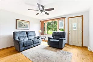 100 Mound View Dr, Friendship, WI 53934 - Photo 2