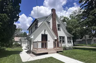 1221 Grace St, Janesville, WI 53545 - Photo 1