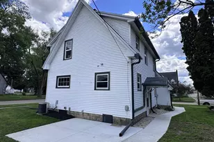 1221 Grace St, Janesville, WI 53545 - Photo 56