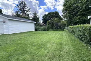 1221 Grace St, Janesville, WI 53545 - Photo 52