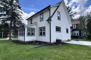 1221 Grace St, Janesville, WI 53545 - Photo 48