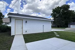 1221 Grace St, Janesville, WI 53545 - Photo 58