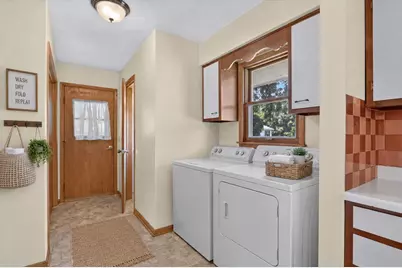 303 E Howe Street, Orfordville, WI 53576 - Photo 24