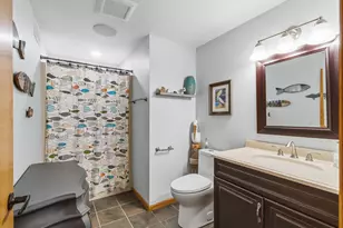 221 Yarrow Hill Dr, Cottage Grove, WI 53527 - Photo 32