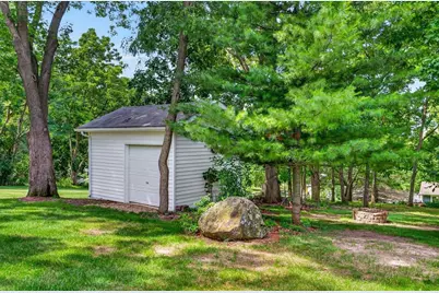 118 E Miller Road, Rio, WI 53960 - Photo 8