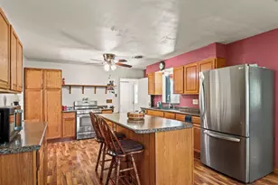 4990 Bultman Rd, Madison, WI 53704 - Photo 8