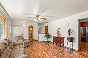 4990 Bultman Rd, Madison, WI 53704 - Photo 6
