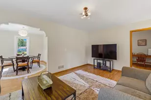 406 North St, Beaver Dam, WI 53916 - Photo 6