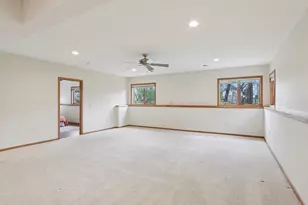 734 8th St, Prairie Du Sac, WI 53578 - Photo 32