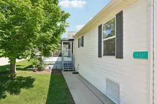 412 Harbor Heights Dr, Racine, WI 53185 - Photo 34